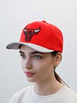 Бейсболка MITCHELL NESS арт. 6HSSMM19493-CBURDGY Chicago Bulls NBA (красный / серый)